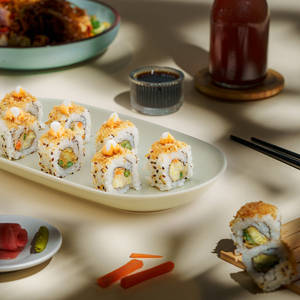 Veg Tempura Uramaki Roll[8pcs]