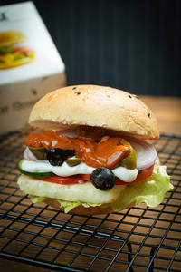 Makhani Paneer Burger