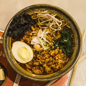 Mama’s Spicy Ramen Bowl Chicken