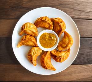 Chicken Peri Peri Momos (6 Pieces) Fried