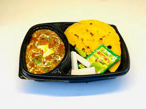 Dal Makhani With 1 makki Roti