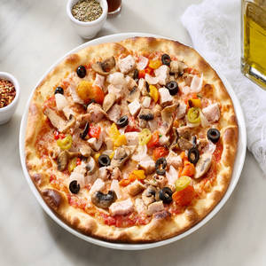 The Chicken Has Landed Pizza