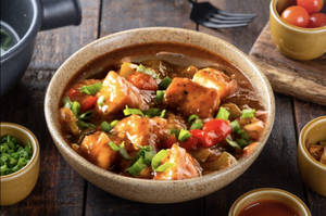 Paneer Manchurian Gravy - 6 Pcs (Serves 2)
