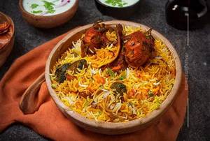 Tandoori Handi Veg Dum Biryani