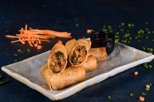 Mussoorie Mall Road Chinese Rolls Veg