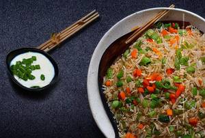Veg Chilli Garlic Fried Rice 