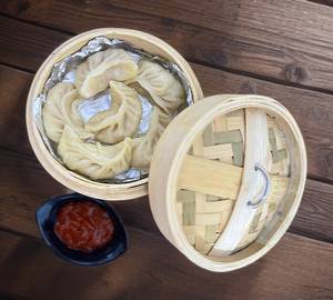 Chicken Cheese momos[Steamed]