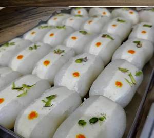 Cham Cham White