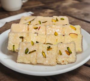Doodh Kalakand (Malai Barfi)