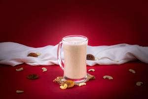 Kaju Anjeer Milkshake
