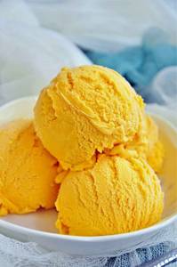 Mango ice cream 3 scoops