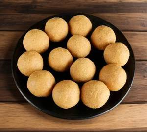Besan Laddu
