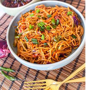 Veg Schezwan Noodles