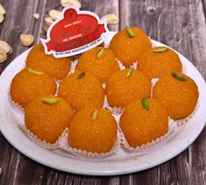 Kanpuri Laddu (Desi Ghee)