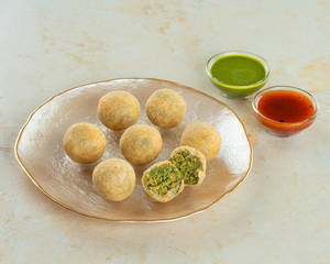 Lilva Kachori