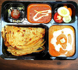 Paneer Lababdar With Dal Makhni