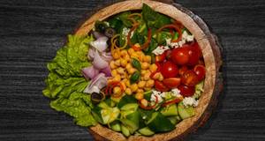 Mediterranean Chickpea Salad