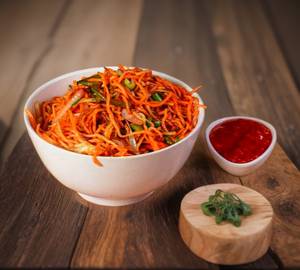 Veg schezwan noodles