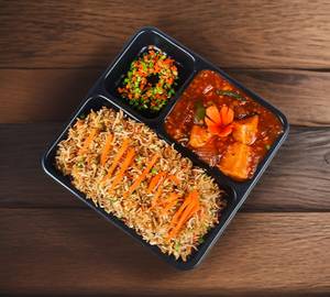 Paneer Chilli With Fry Rice