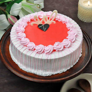 Eggless Strawberry Cool Cake
