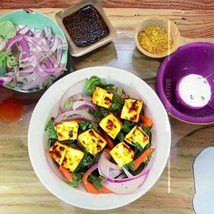 Paneer tikka salad