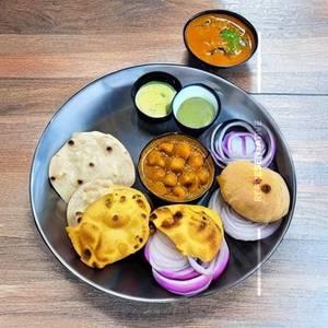 Chole Puri