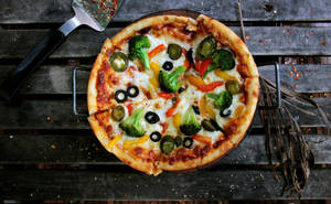 The Italian Connection Pizza Pan [9 Inches]