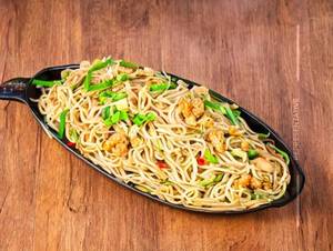 Hakka noodles