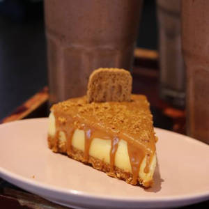 Biscoff Cheese Cake (served One Slice)