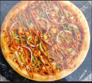 Tandoori pizza