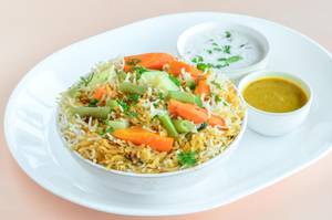 Veg Biryani With Plain Raita