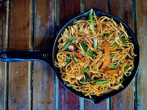 Schezwan Noodles