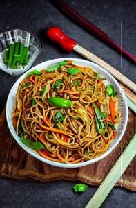 Veg Chilli Garlic Noodles