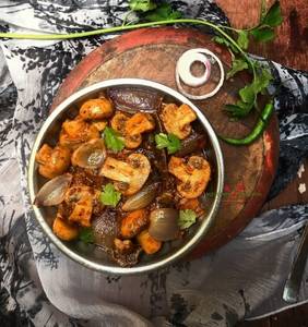 Mushroom Do Pyaza