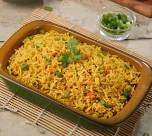 Singapore Veg Fried Rice 
