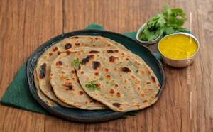 Aloo Pyaaz Paratha 
