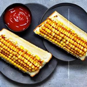 Cheesy Chill Corn Sandwiches