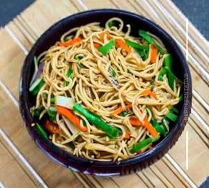 Veg Hakka Noodles