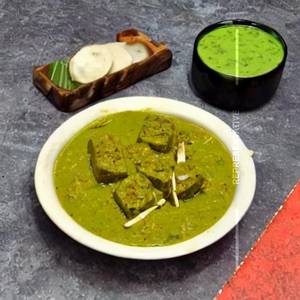 Indo Cheese In Green Gravy