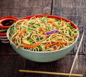 Veg Hakka Noodles