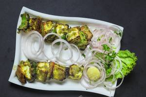 Hariyali Paneer Tikka 