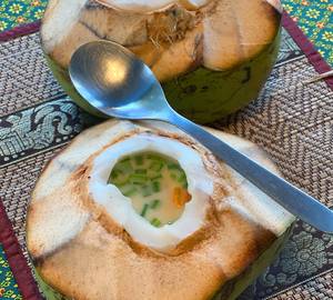 Tom Kha Noodles Soup (Serves 2/3)