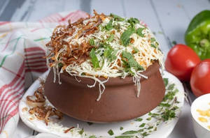 Cheesy Vegetable Biryani [500 ml container]