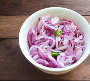 Onion salad