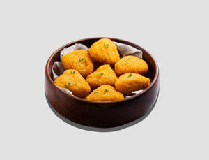 Chicken Nuggets (8 Pcs)