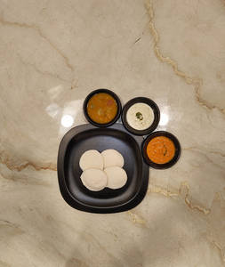 Idli (4 Nos).
