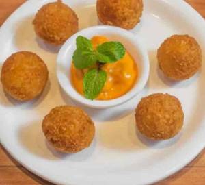 Crispy Veg Cheese Balls (8pcs)
