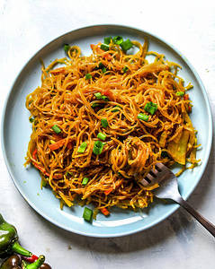 Singapuri Noodles