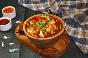 Chicken Hot N Garlic Sauce
