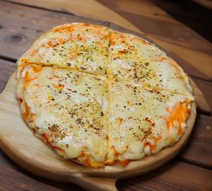 Double cheese pizza